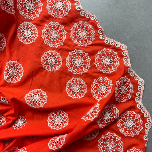 Coupon coton brodé - Orange et Blanc cassé